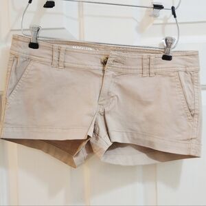 Mossimo Supply Co Tan Cargo Shorts with Belt Loops